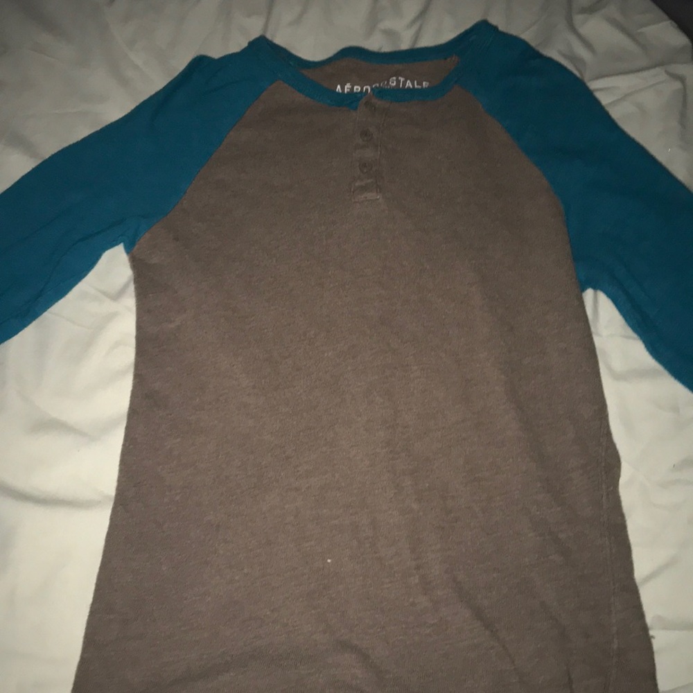 Aeropostale long sleeve t-shirt.